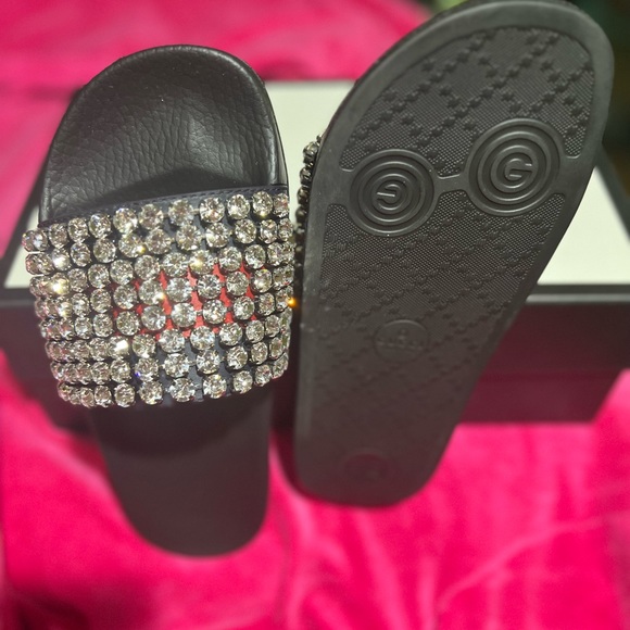 GUCCI WOMENS CRYSTAL-EMBELLISHED WEB SLIDES size 37 - Picture 2 of 6